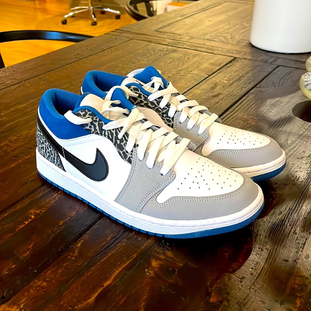 Jordan SE 1 True Blue